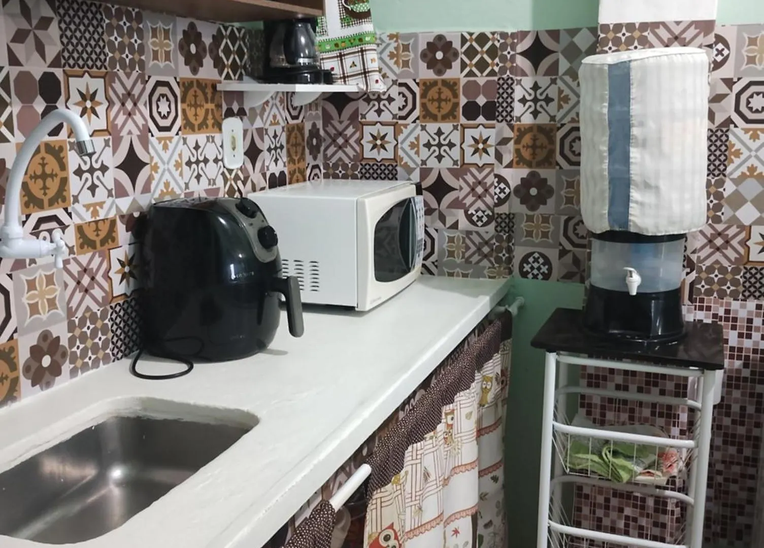 Casa Para Temporada, 687 Casa 03 Fundos 카보프리우 아파트